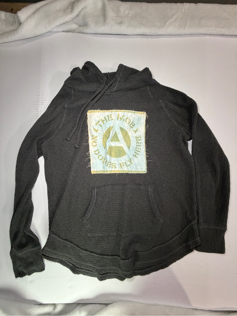 SO Women's Dark Gray Pullover Hoodie with Center Patch